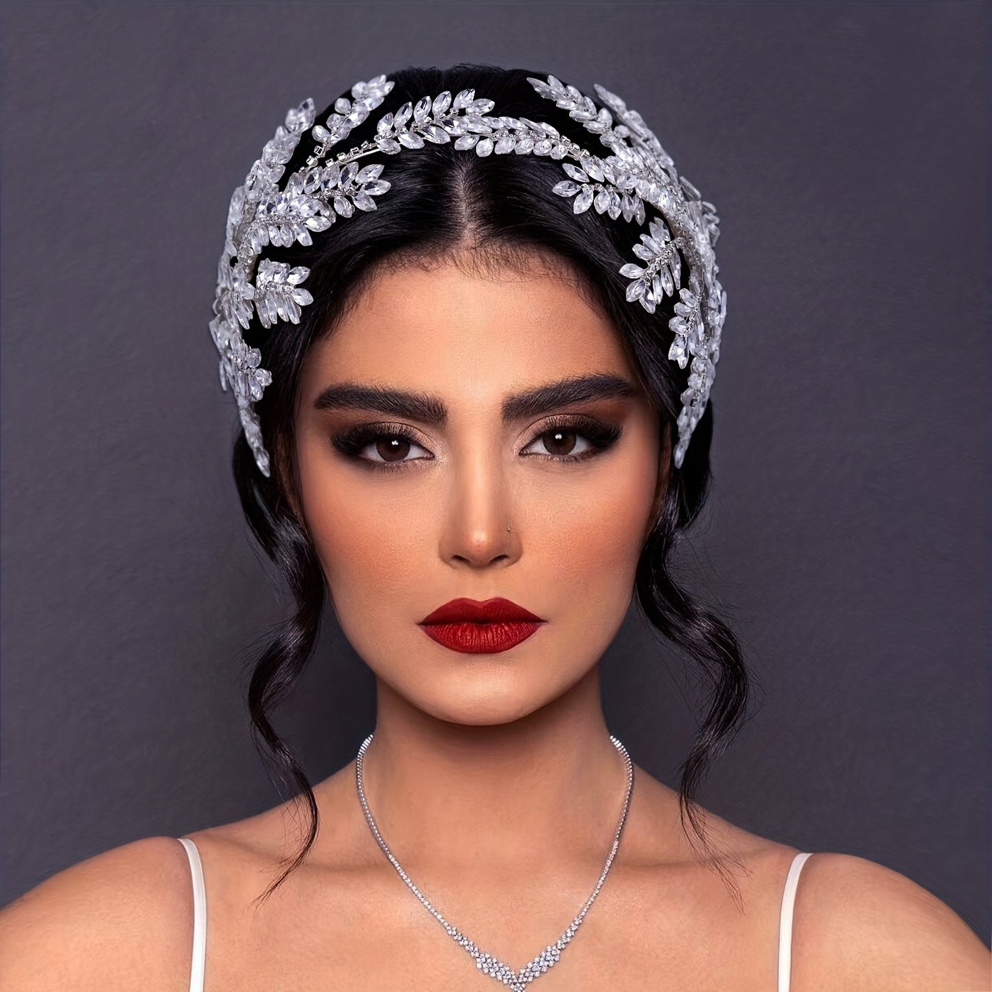 1PC Handmade Bride Wedding Crown Headwear Dresses Inlaid With Noble Rhinestone Hair Hoops Wedding Hair Accessories Bridal Headwear Rhinestone Ladies Headband