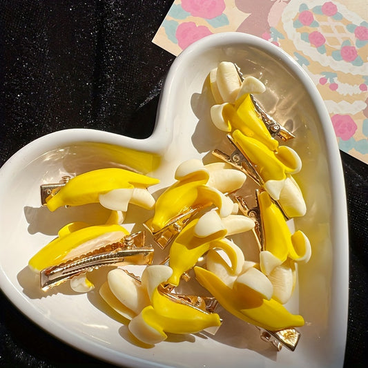 2 PCS PVC Banana Shaped Hair Clips - Cute Cartoon Style Yellow Fruit Hair Accessories, Suitable for Ages 14 And Up - Single Piece