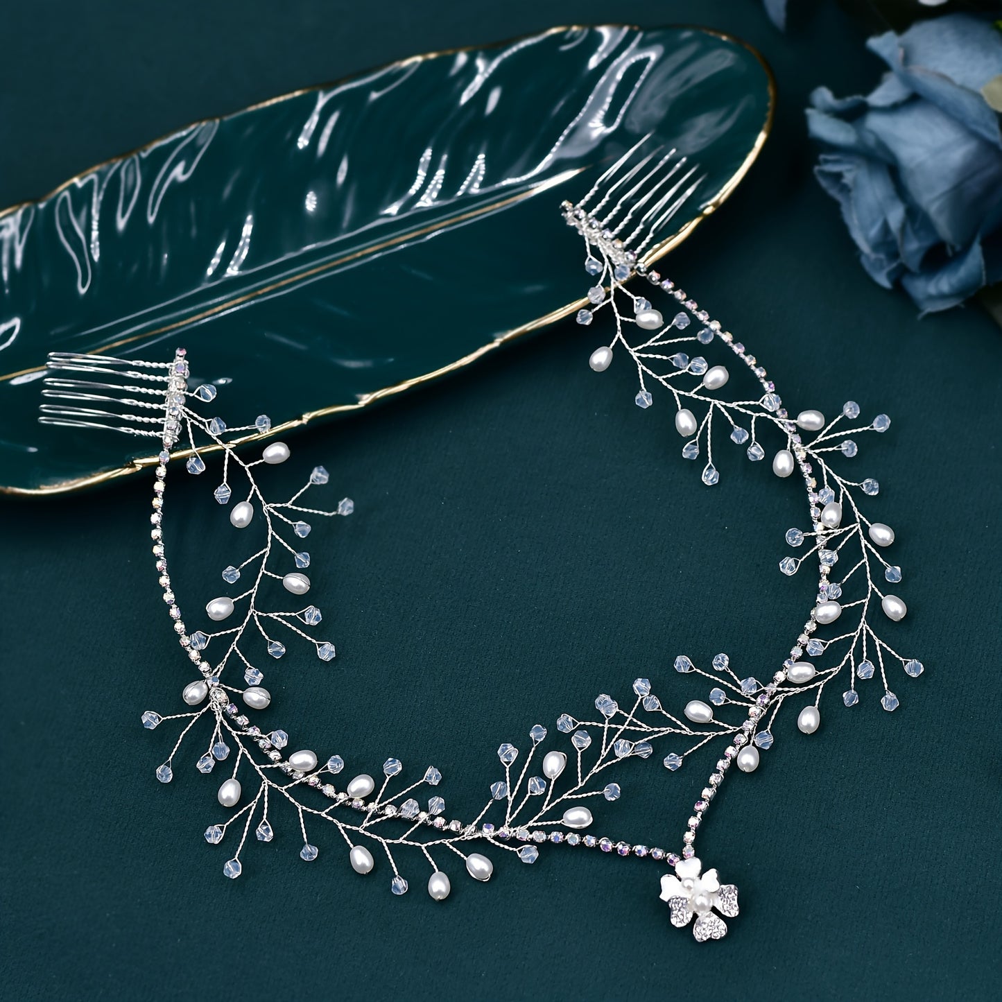 1PC Romantic Headwear Forehead Alloy Chain With Rhinestone Pendant High-end Beaded Hair Comb Women Bridal Hair Accessories