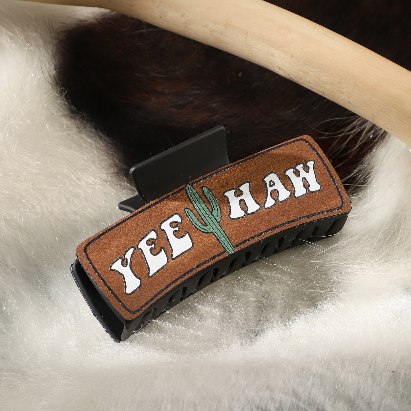 1pc Western Cowboy Style Printed PU Leather Hair Claw Clip Large Non Slip Rectangular Hair Grab Clip Trendy Hair Accessories For Women And daily uses