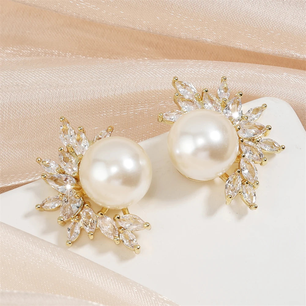 White Imitation Pearl Leaf Stud Earrings for Women Shiny Marquise Zircon Bridal Earring Wedding Jewelry