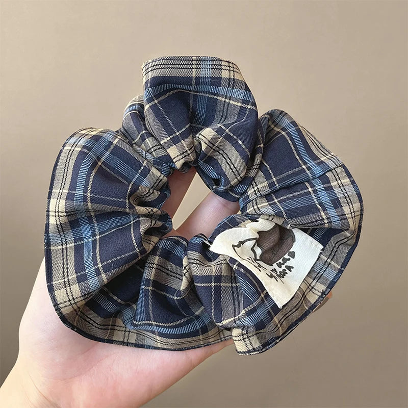Oversized Plaid Square Scrunchie – Soft Elastic Hair Band