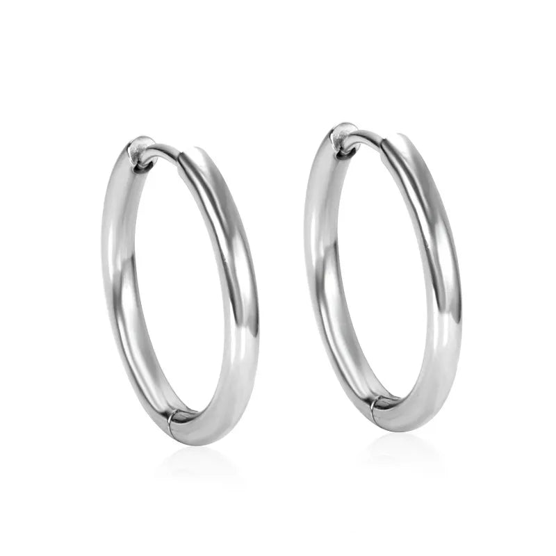 2Pcs Men's Simple Hoops Earrings Black Color Stainless Steel Clip Earring for Men Women Rock Hiphop Circle Ear Piercing Jewelry