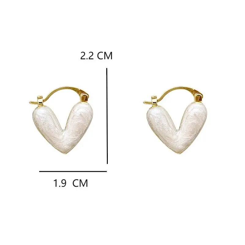 Light Luxury and High Quality Glazed Love Earrings for Women, Small and Exquisite Fashion Earrings, New Earrings