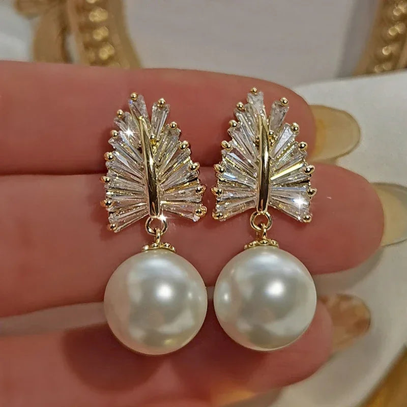 Elegant Zircon Crystal & Simulated Pearl Earrings – Luxury Statement Studs for Women