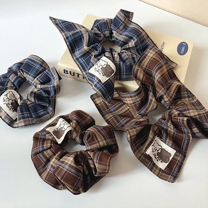 Oversized Plaid Square Scrunchie – Soft Elastic Hair Band
