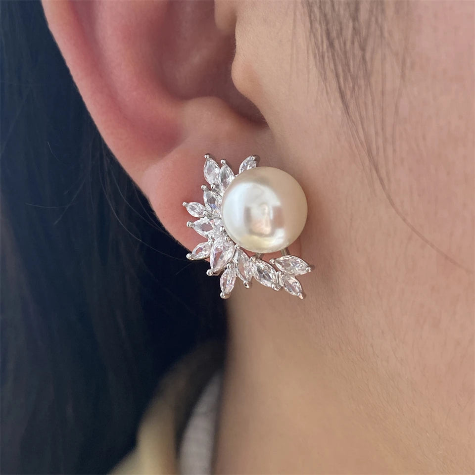 White Imitation Pearl Leaf Stud Earrings for Women Shiny Marquise Zircon Bridal Earring Wedding Jewelry