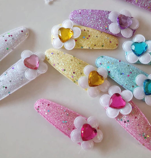Teenie Tiny Flower Heart Glitter Hair Clip Set (of 2) | Free gift packaging if ordered with lace & satin bow pin [with Pinkluvme]