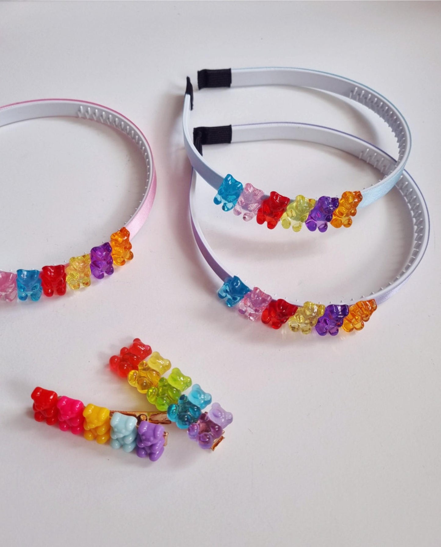 Rainbow Gummy Bear Headband – Cute Colorful Hair Accessory child girl toddler hairband clear charms pink blue purple daily [with Pinkluvme]