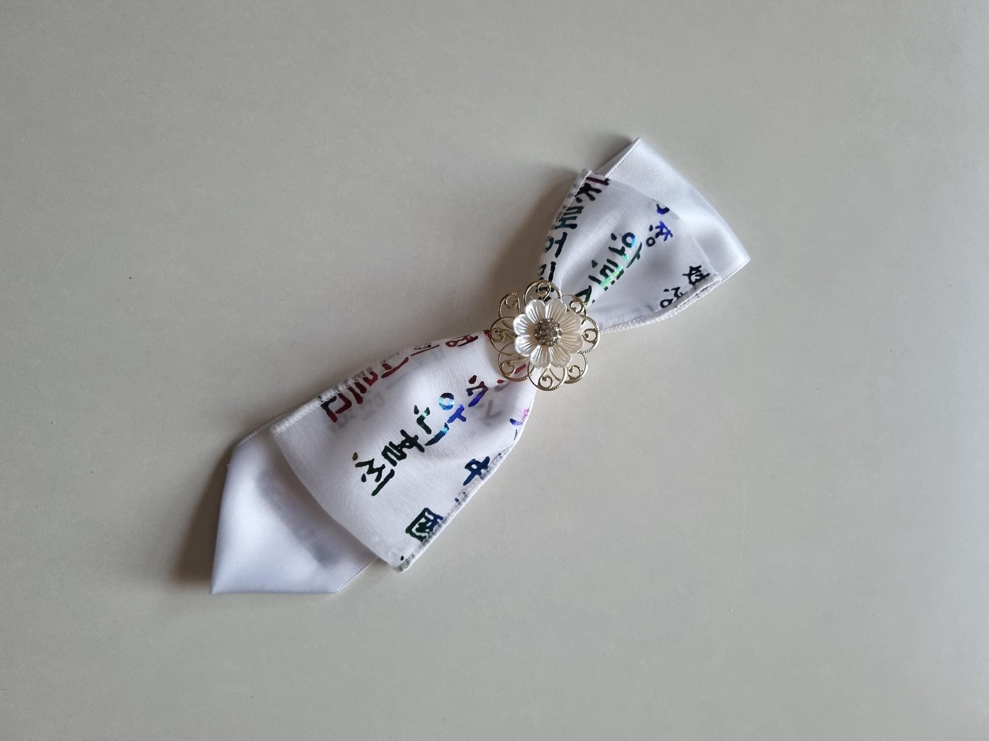 Traditional Korean Hanbok Hair Pin Elegant Daenggi Ribbon flower center red white black Kpop gift chuseok seollal doljanchi [with Pinkluvme]