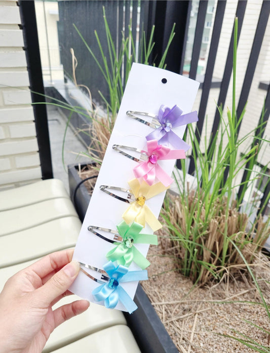 Heart Gem Ribbon Snap Clip – Available in 5 Colors Kpop idol animation fan satin finish elegant handmade double bow [with Pinkluvme]