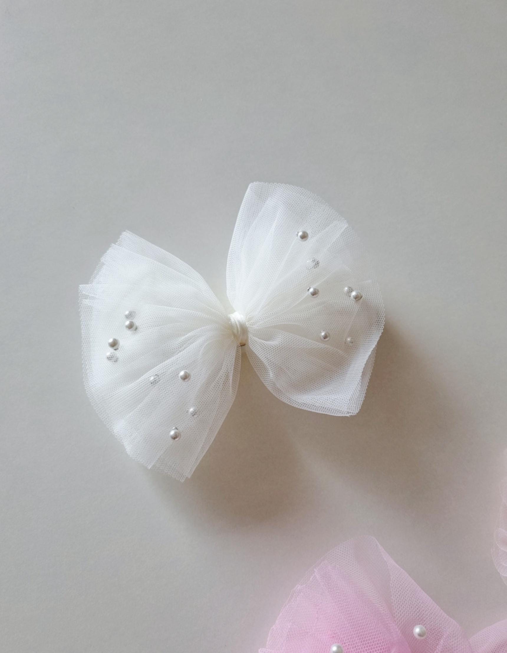 Baby’s Breath Chiffon Pearl Bow Clip hypoallergenic nickel free alligator clip party formal baby shower photoshoot wedding [with Pinkluvme]