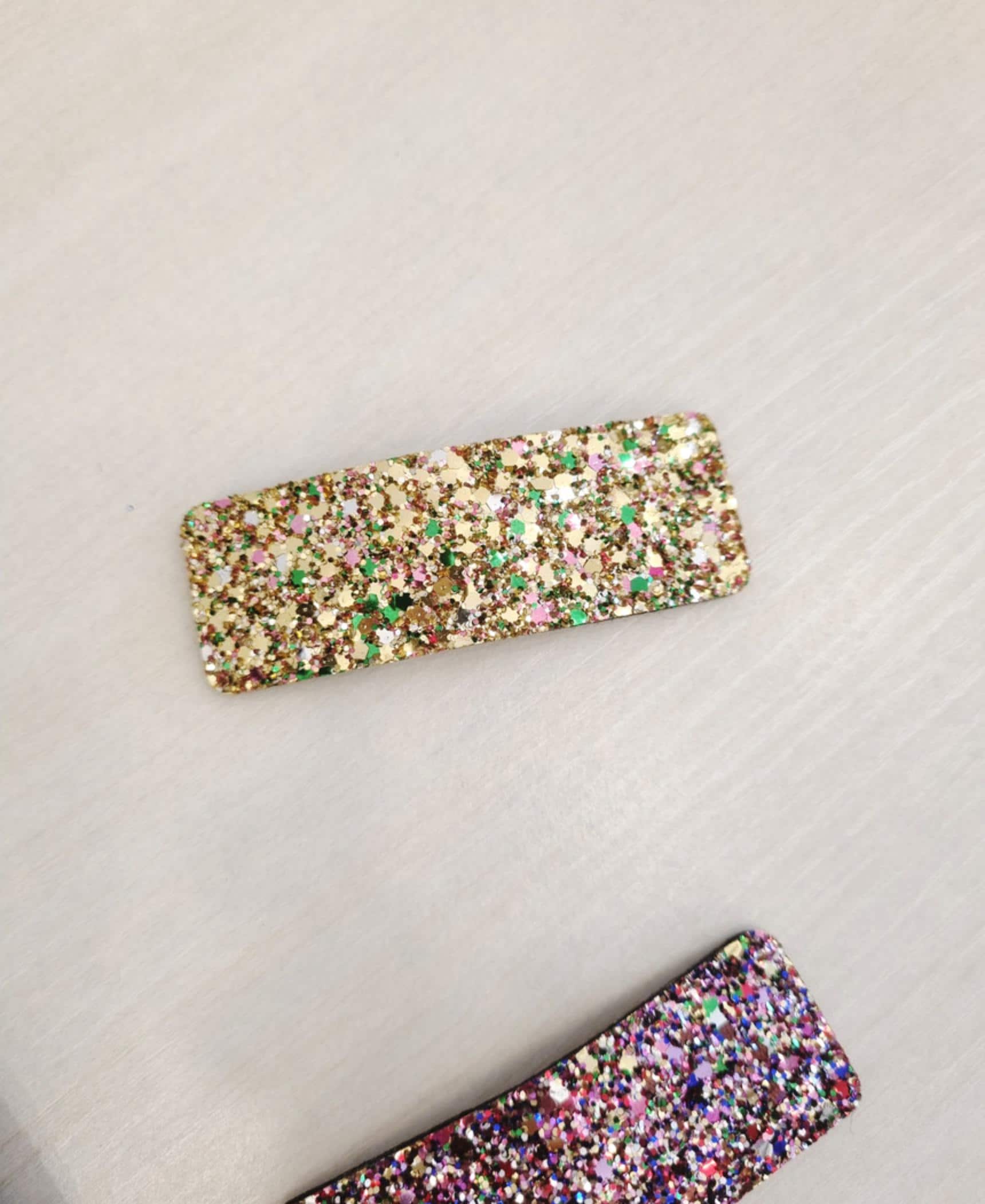Disco Glitter Snap Hair Clips 4 colors 2 sizes Square Sparkle Pin kids retro 70s 80s party Korean Kpop idol fashion filming [with Pinkluvme]