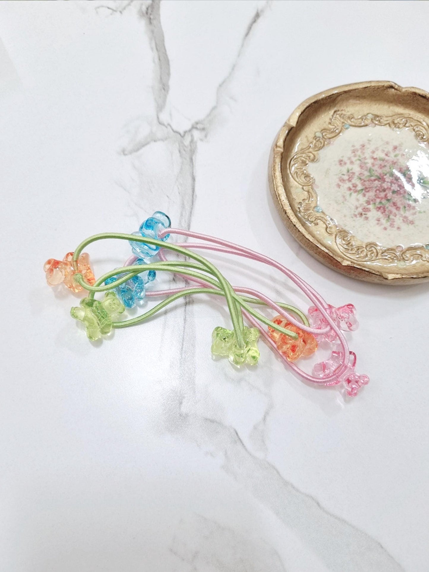 Rainbow Gummy Bear Hair Ties Set (4pcs) children daily ponytail pigtail holders hair elastics pastel bear acrylic charms [with Pinkluvme]