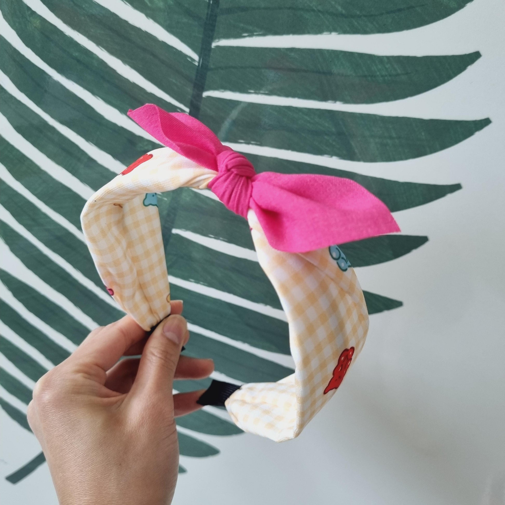 Gummy Bear Checkered Headband Cute & Sturdy Hairband Handmade in Korea Kpop idol fashion beauty children daily school kids [with Pinkluvme]