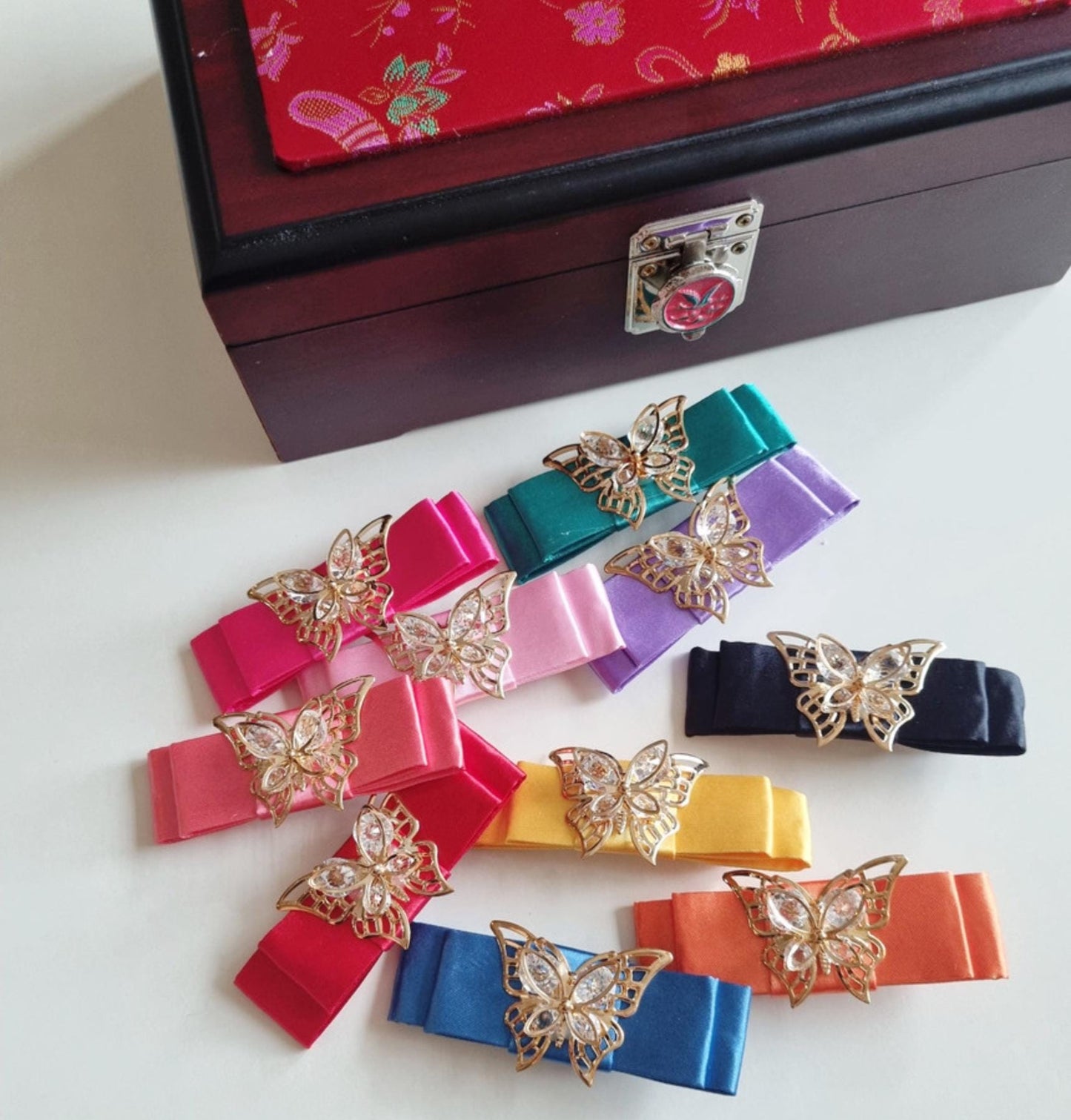 Elegant Butterfly Hanbok-Inspired Hair Clip 10 colors Korean traditional accessory seollal chuseok doljanchi photoshoot [with Pinkluvme]