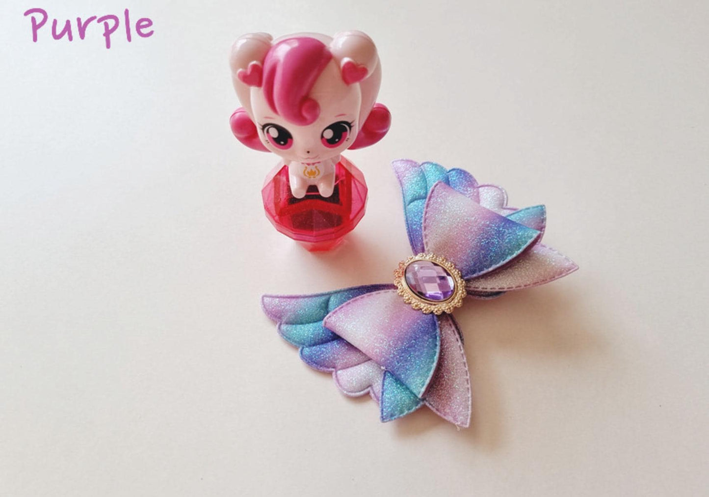 Rainbow Sherbet Angel Wing Gem Hair Clip – Kids pin Korean anime cosplay catchy teenie jewel princess Halloween party favor [with Pinkluvme]