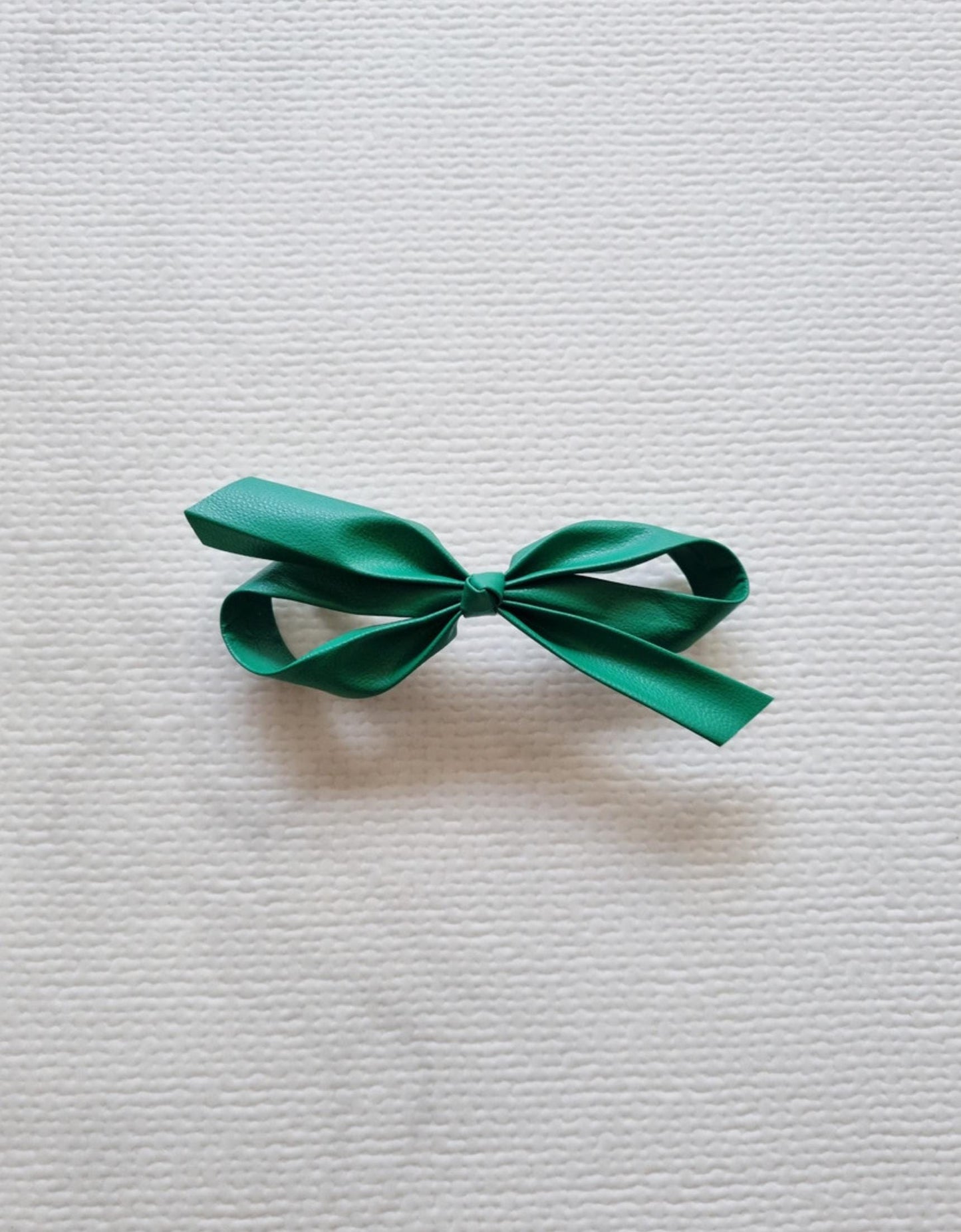 Poppy Color Classic Twisted Layered Bow Clip free rainbow snap clip hypoallergenic nickel free baby safe faux leather strip [with Pinkluvme]