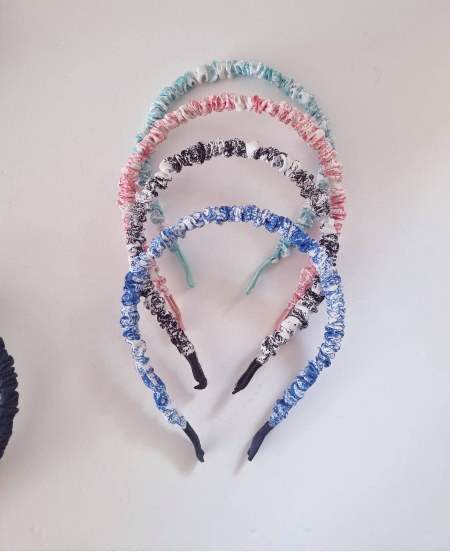 Thin Ruched Fabric Headband Pastel Paisley Pattern daily ootd mother and daughter classy summer spring wrinkled handmade [with Pinkluvme]