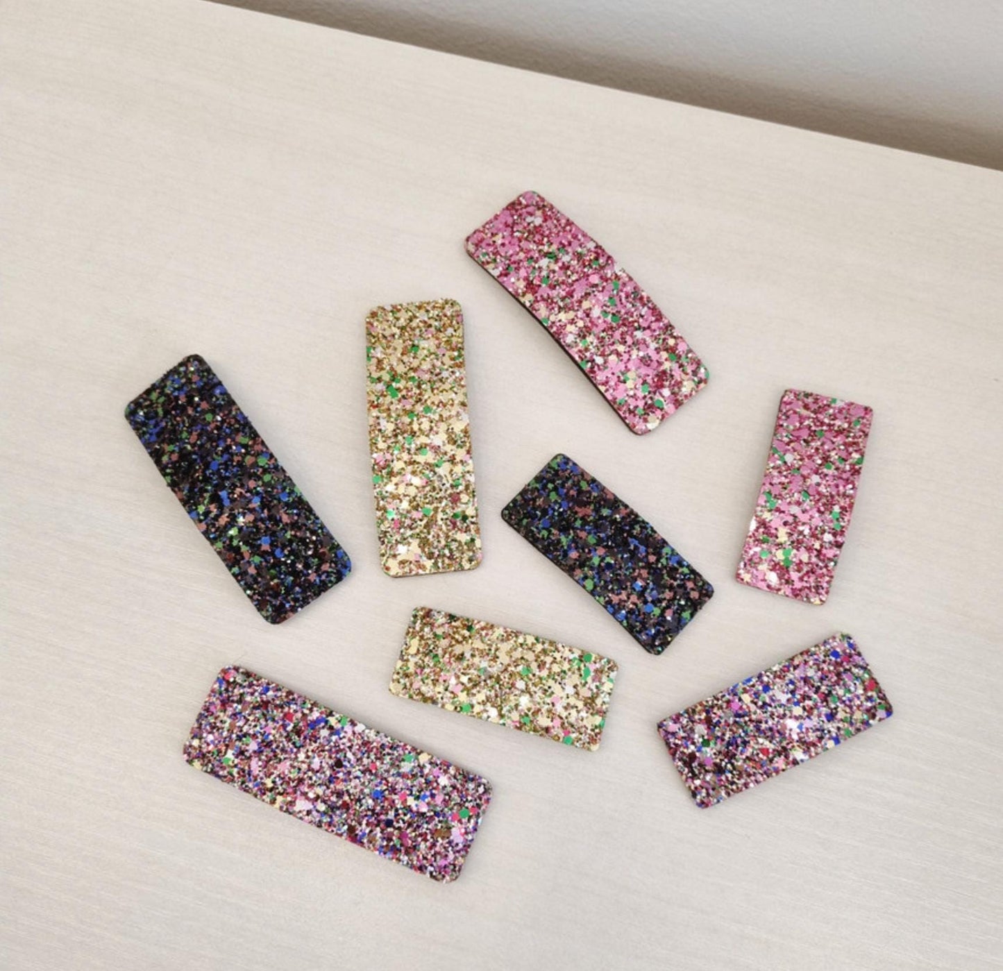 Disco Glitter Snap Hair Clips 4 colors 2 sizes Square Sparkle Pin kids retro 70s 80s party Korean Kpop idol fashion filming [with Pinkluvme]