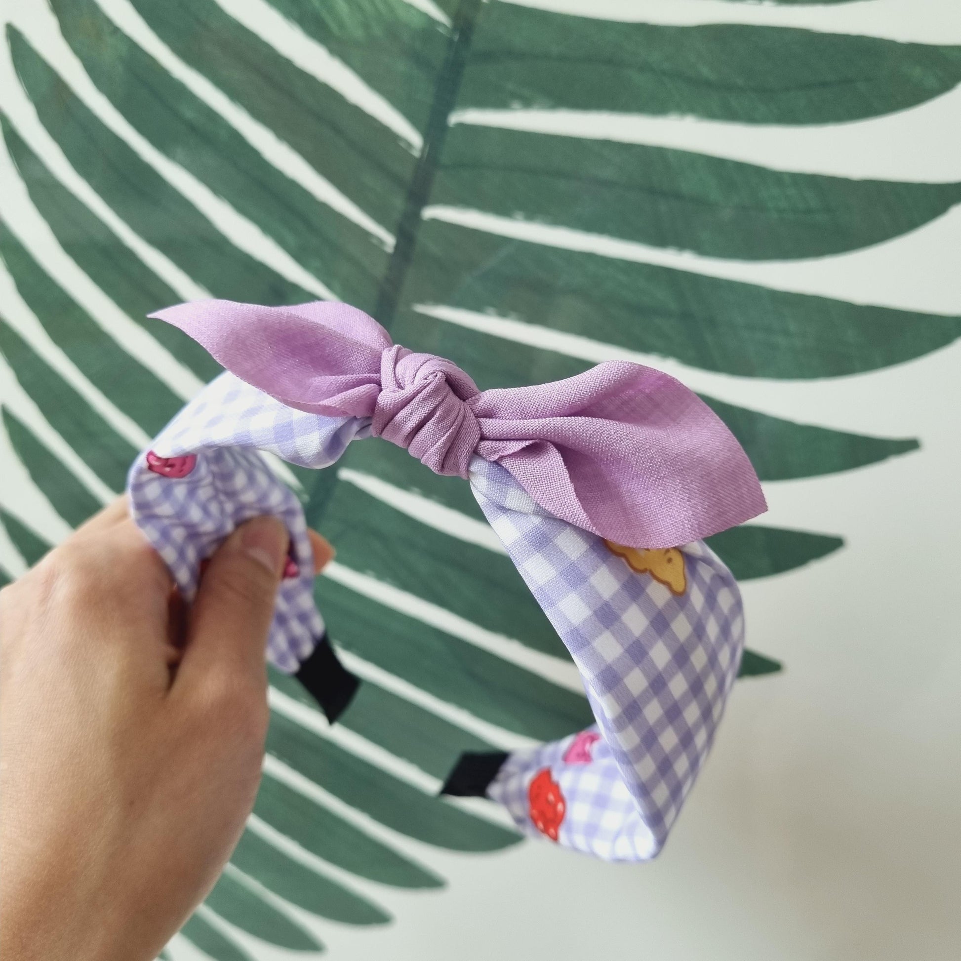 Gummy Bear Checkered Headband Cute & Sturdy Hairband Handmade in Korea Kpop idol fashion beauty children daily school kids [with Pinkluvme]