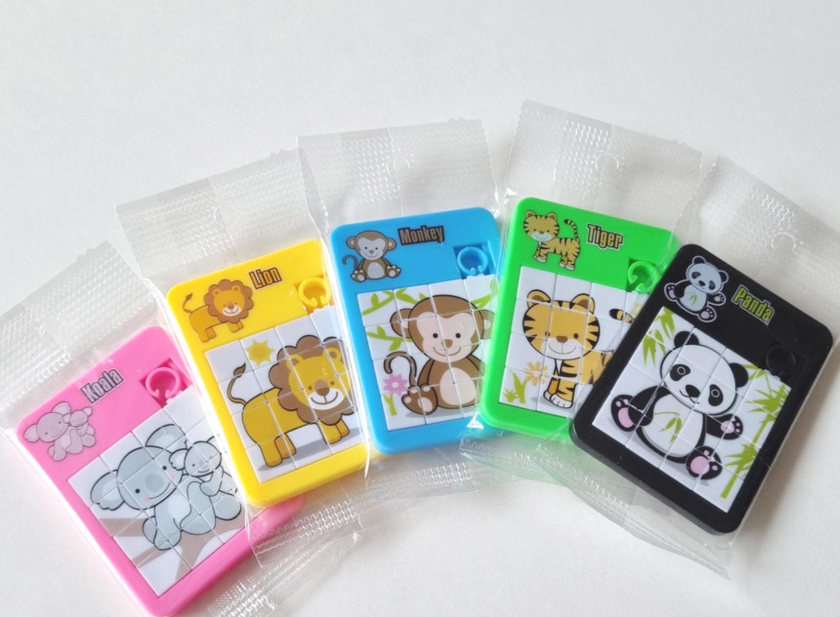 Kids Party Favor Activity Goodie Bag 4in1 Play Gift Set Korean church classroom prize bubble wand game console puzzle stamp [with Pinkluvme]