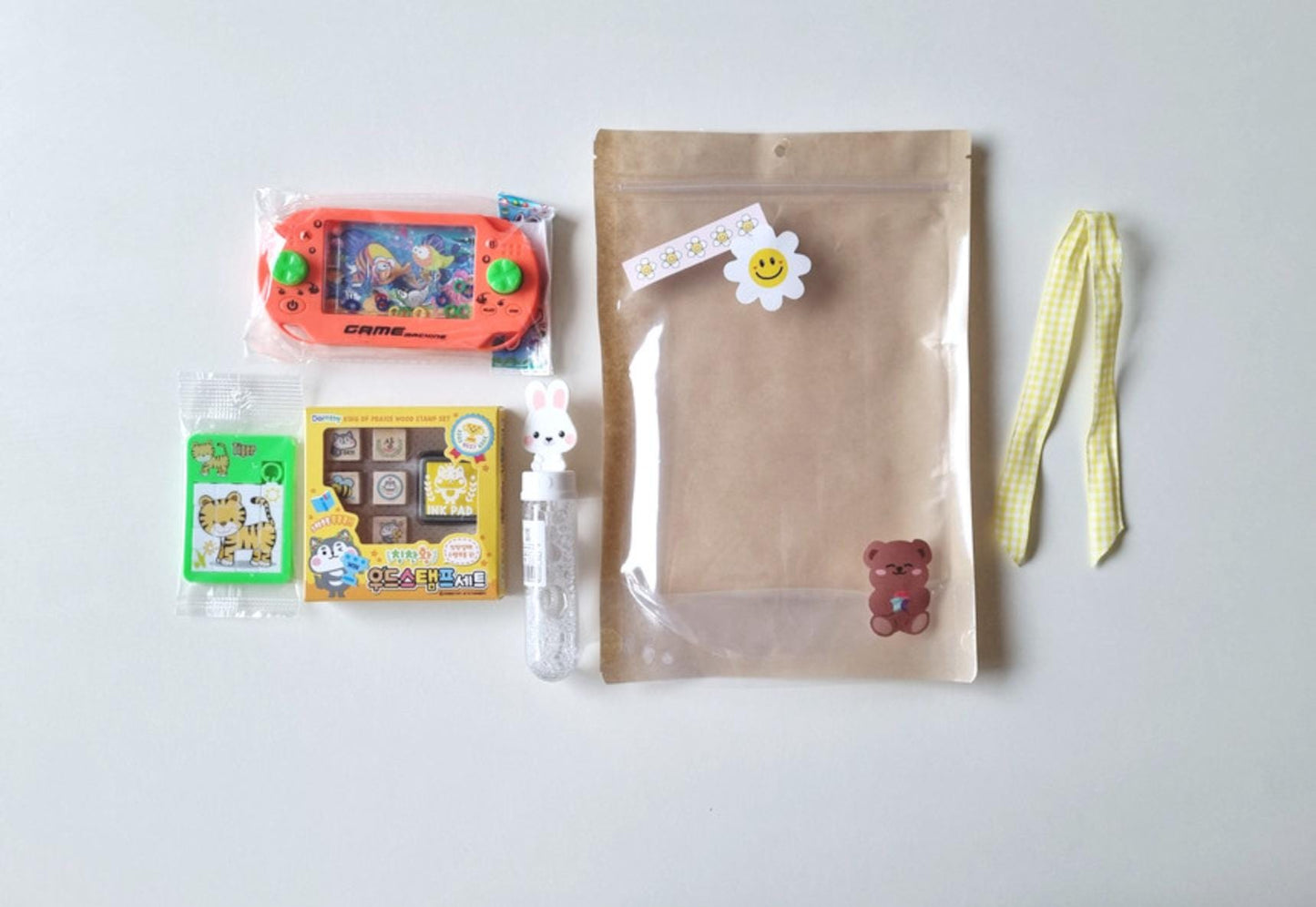 Kids Party Favor Activity Goodie Bag 4in1 Play Gift Set Korean church classroom prize bubble wand game console puzzle stamp [with Pinkluvme]