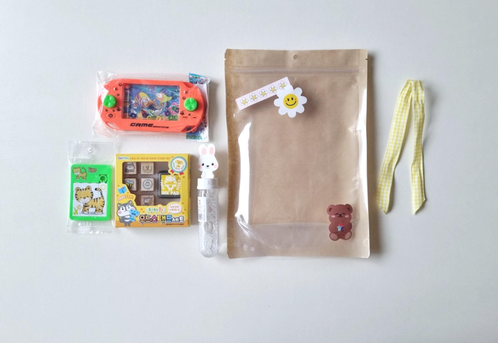 Kids Party Favor Activity Goodie Bag 4in1 Play Gift Set Korean church classroom prize bubble wand game console puzzle stamp [with Pinkluvme]